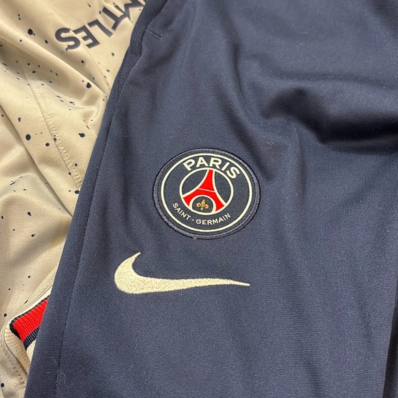 Nike PSG Strike Fourth Dri-Fit Football Drill Top and pants - Picture 11 of 14